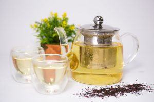 clear-glass-teapot-set